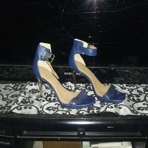 Women's shoes
